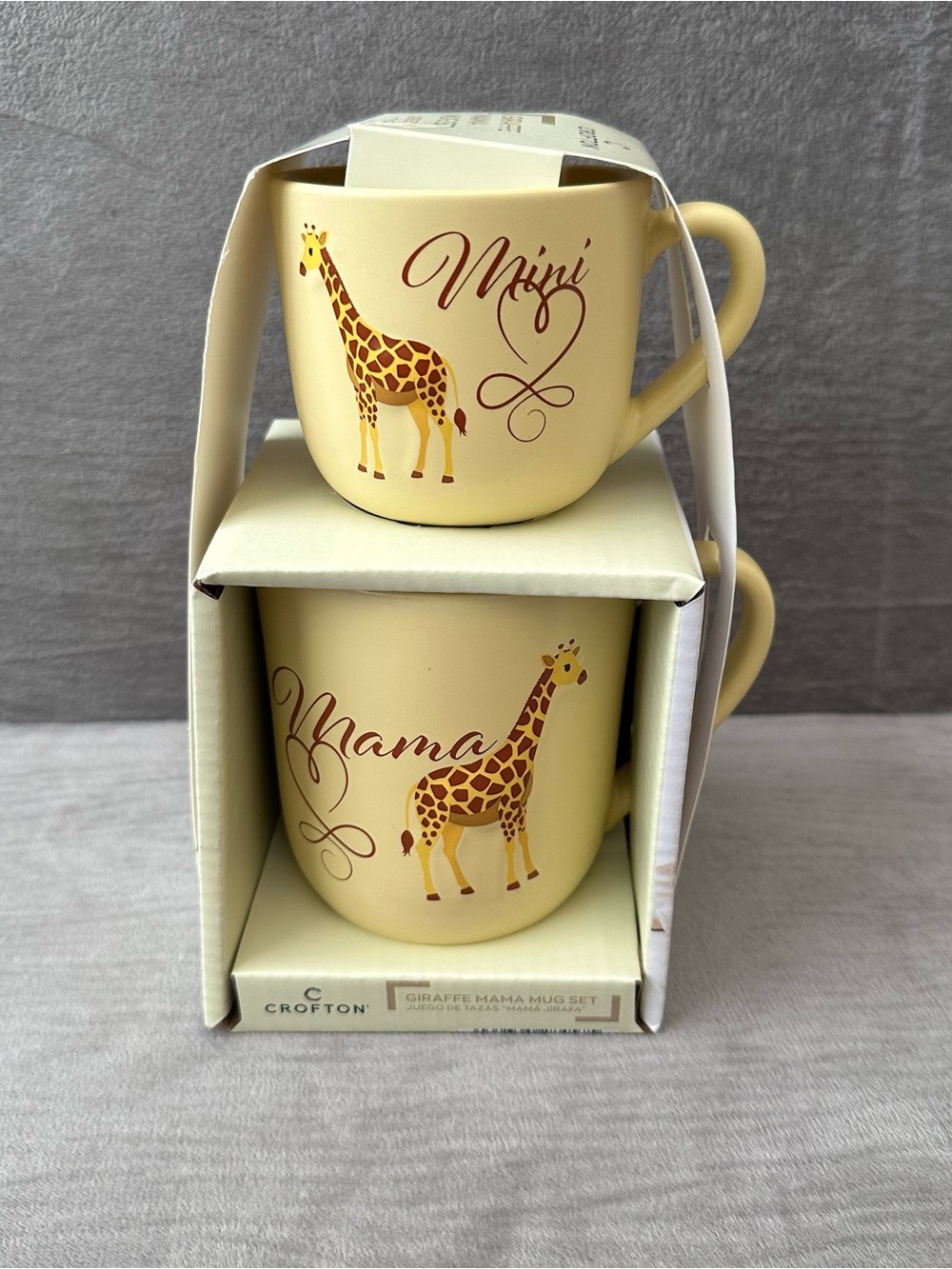 Croton Yellow Mama & Mini Giraffe Ceramic Mug Set